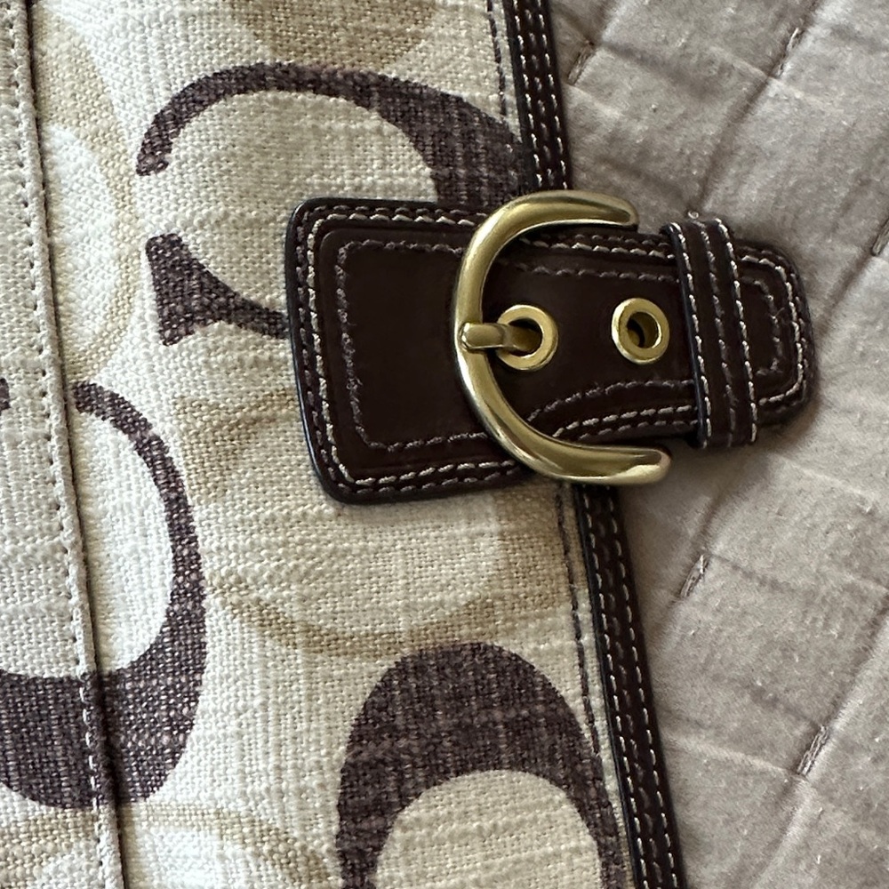 Coach Canvas Wallet in Cream and Brown with Buckle Accent - Picture 6 of 9